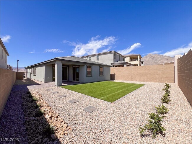Building Photo - 12470 Madison Pk Pl
