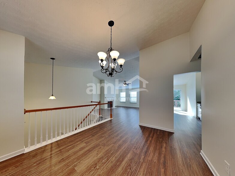 Building Photo - 78 Red Maple Way