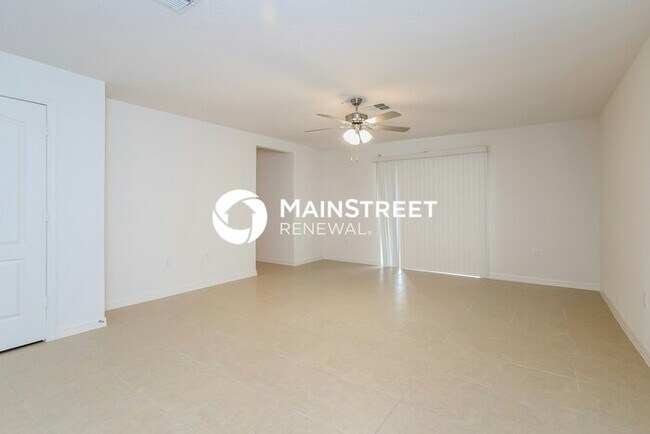 Building Photo - 4 Bedroom Pet-Friendly Home in Dundee, FL ...