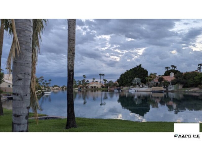 Building Photo - 3BR/2BA Rental in Gilberts Premier Lake Co...