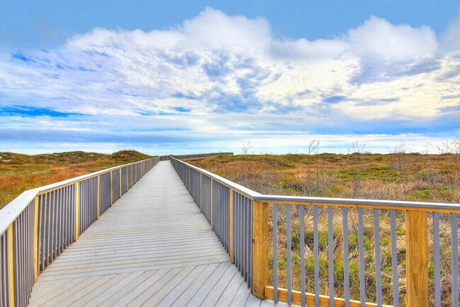 Building Photo - 28 Cut Off Rd