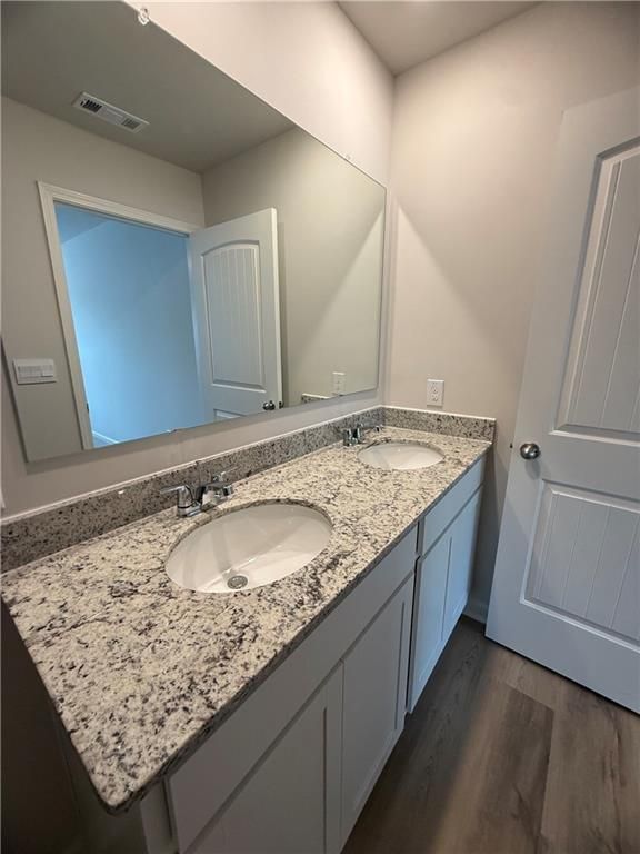 Building Photo - 5980 Skylar Dr