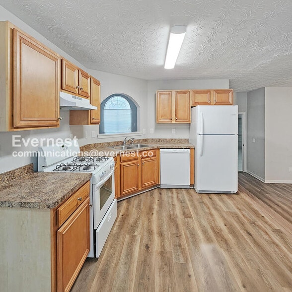 Building Photo - 6870 Old Bethsaida Way