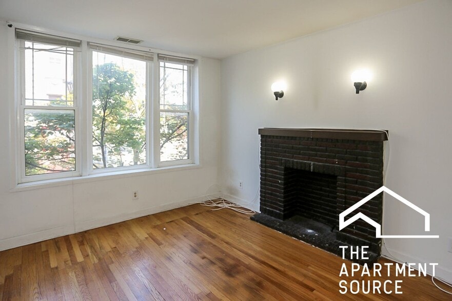 Building Photo - 1507 W Barry Ave