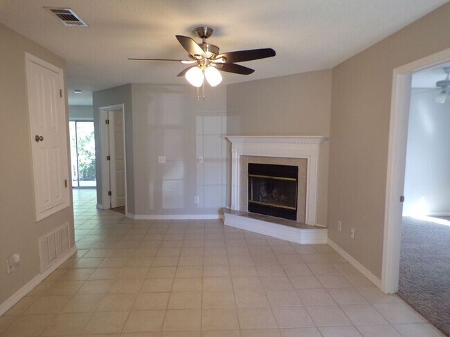 Building Photo - 10608 Wilderness Ln