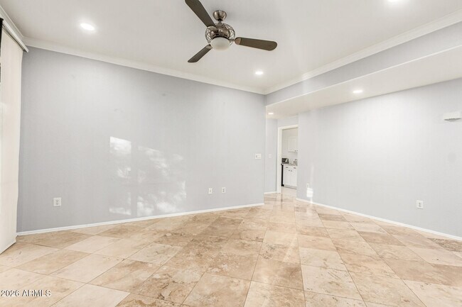 Building Photo - 2992 N Miller Rd