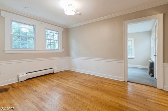 Building Photo - 25 Jardine Rd