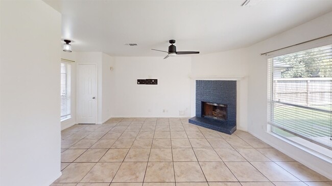 Building Photo - 19946 Sycamore Valley Dr