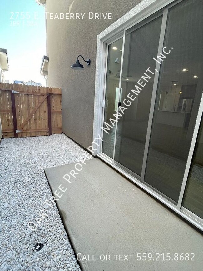 Building Photo - 2755 E Teaberry Dr