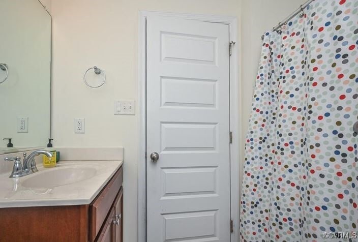 Building Photo - 8013 Rutland Village Dr