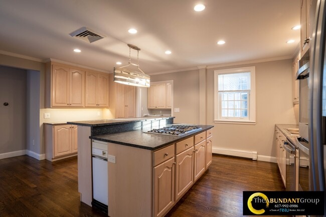 Building Photo - 40 Puddingstone Ln