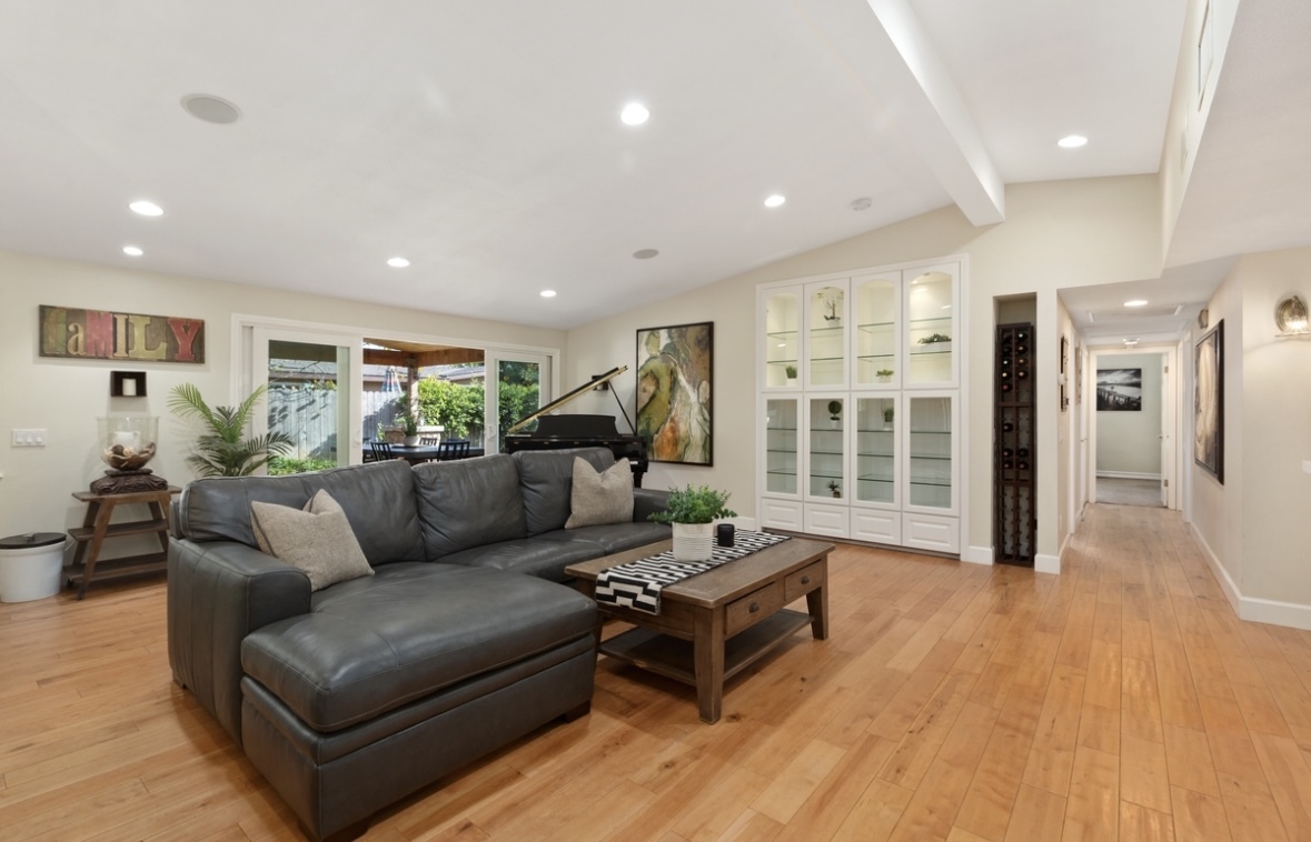 Building Photo - 2348 Colgate Dr