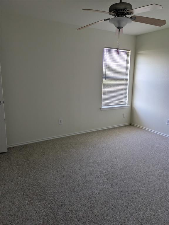 Building Photo - 209 Phillips St