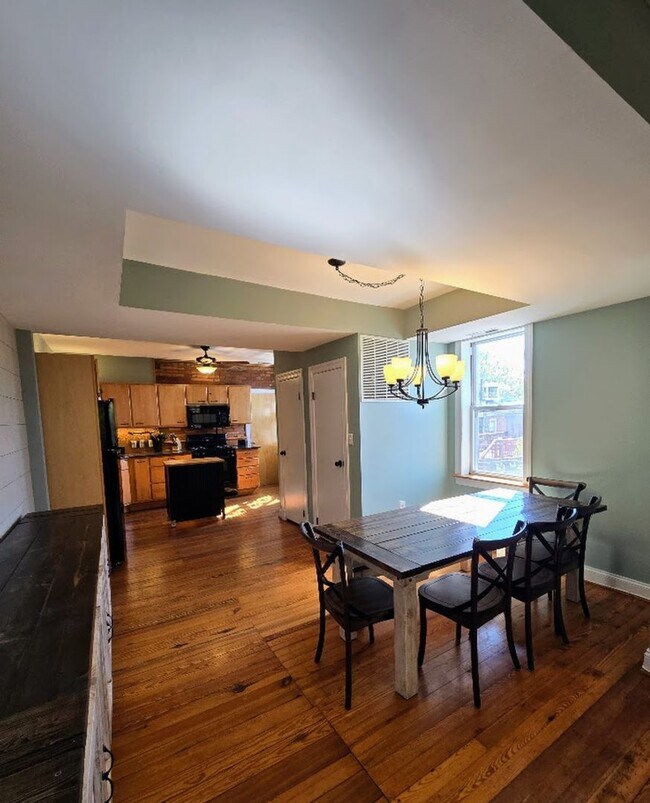 Building Photo - 239 S Collington Ave