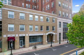 Building Photo - 124 Court St