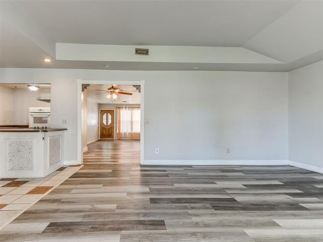 Building Photo - 125 Beard Dr