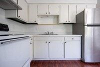 Building Photo - 50-62 East Street - 3A