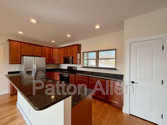 Building Photo - 12 Conscious Way