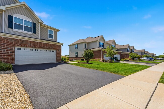 Building Photo - 24919 McCormick Way