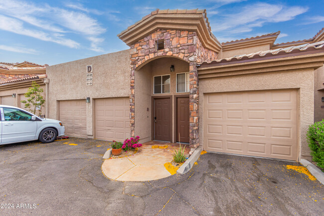 Building Photo - 13700 Fountain Hills Blvd