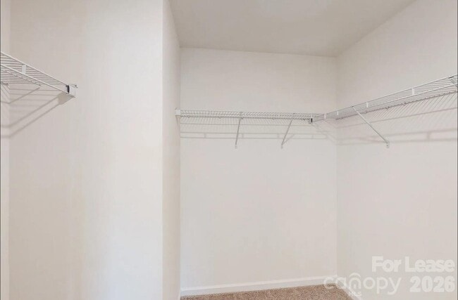 Building Photo - 2752 Yeager Dr NW