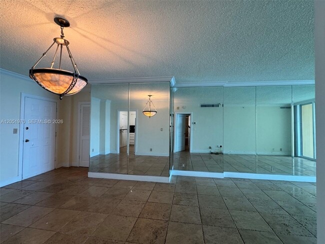 Building Photo - 2501 S Ocean Dr