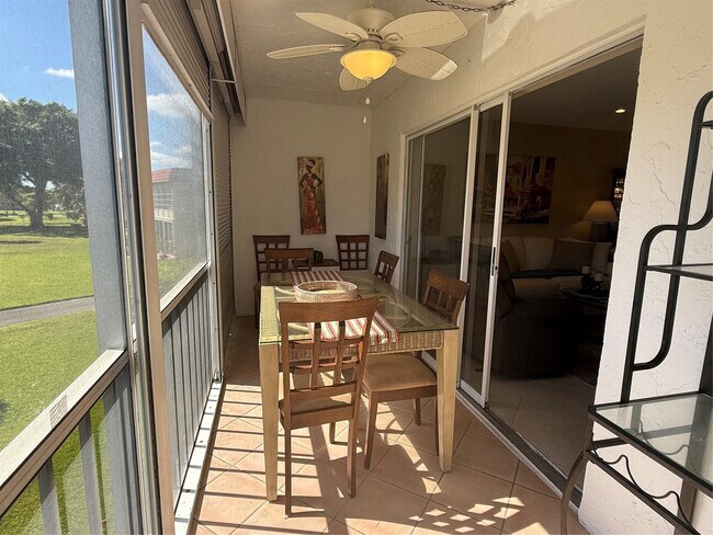 Building Photo - 32 Abbey Ln