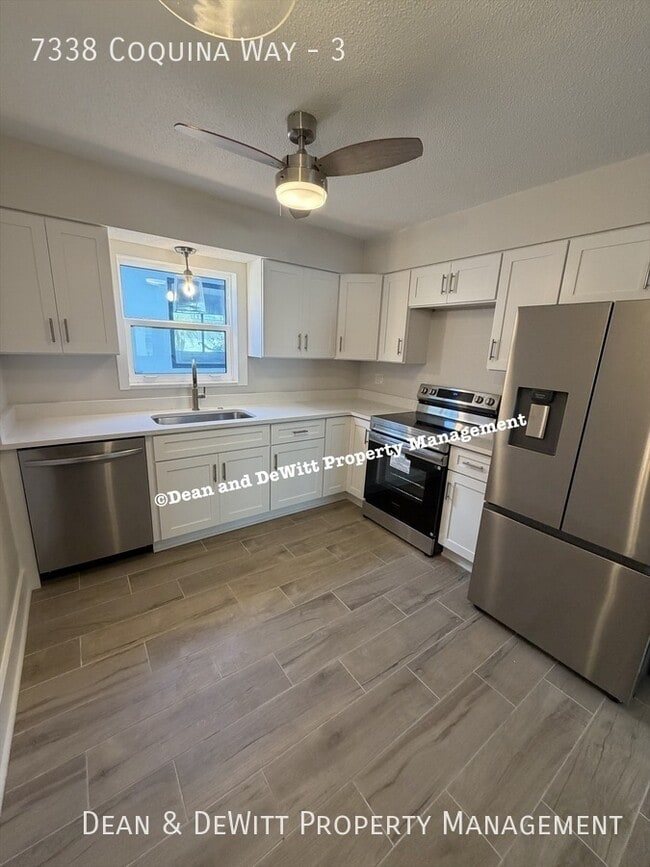 Building Photo - 7338 Coquina Way