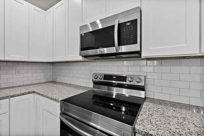 Building Photo - 39 Karas Trail