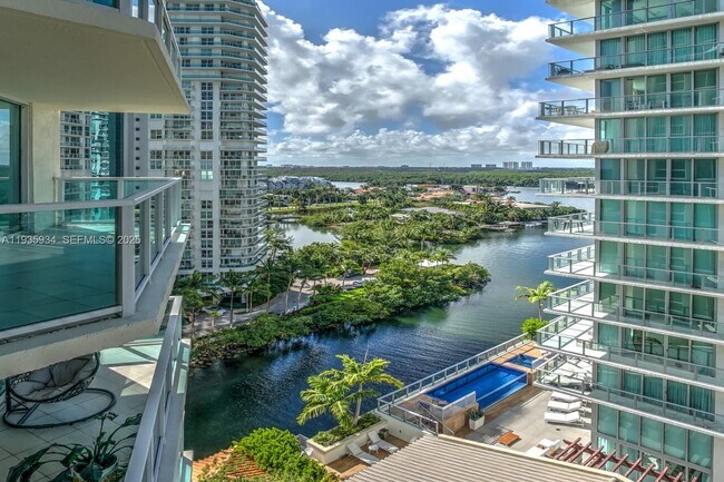 Building Photo - 250 Sunny Isles Blvd