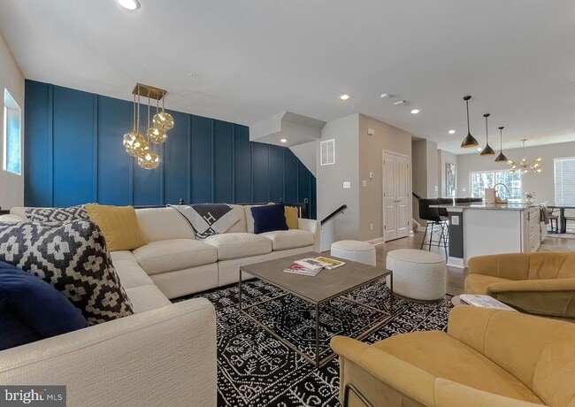 Building Photo - 23810 Myrtle Glen Way