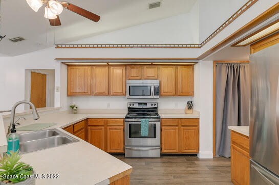 Building Photo - 6385 Banks Ave