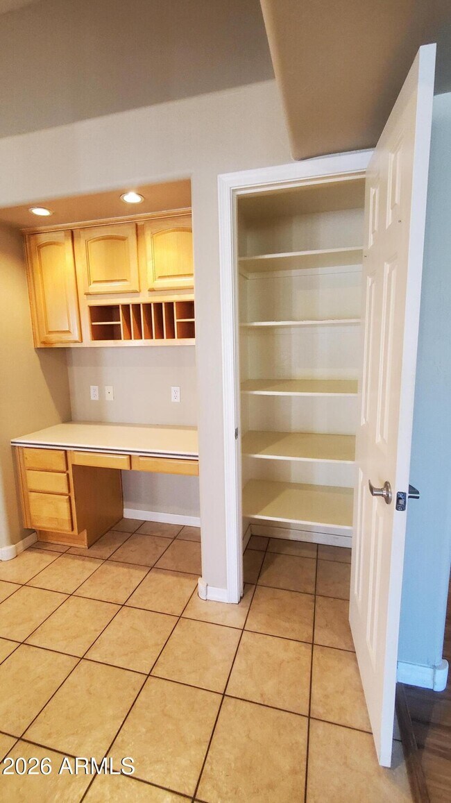 Building Photo - 11064 E Oberlin Way