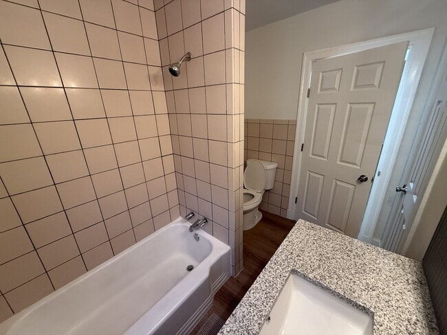 Building Photo - 3739 Rhea Ave