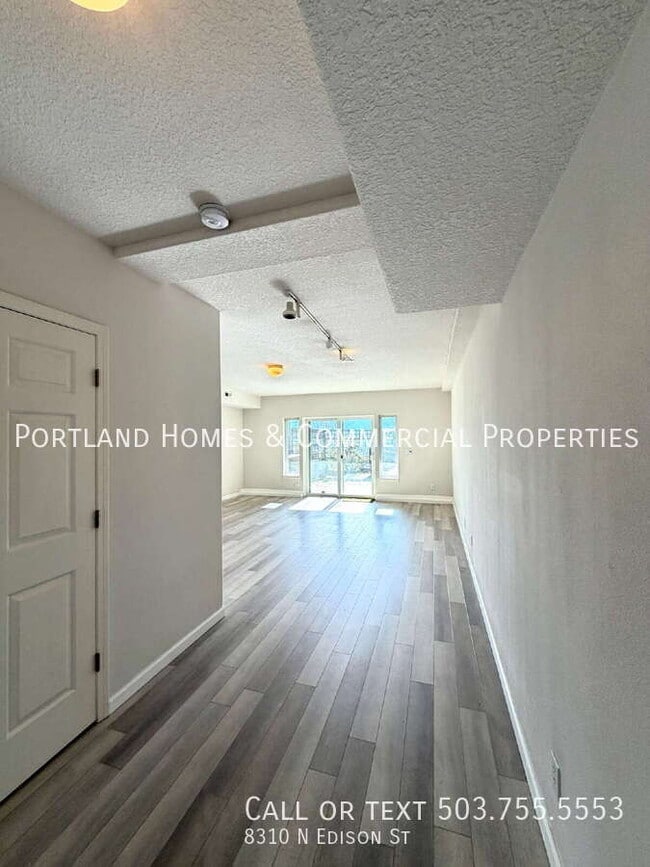 Building Photo - 8310 N Edison St