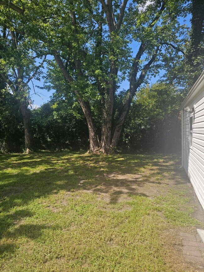Building Photo - 1489 Morgan Dr
