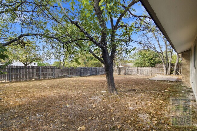 Building Photo - 8912 Hunters Trace
