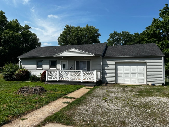 Building Photo - 806 133rd Cir