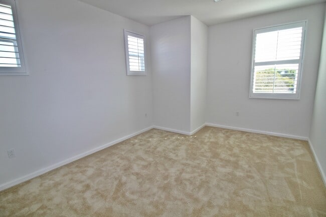 Building Photo - The Westerlies | 4 bedroom + 3.5 bathroom ...