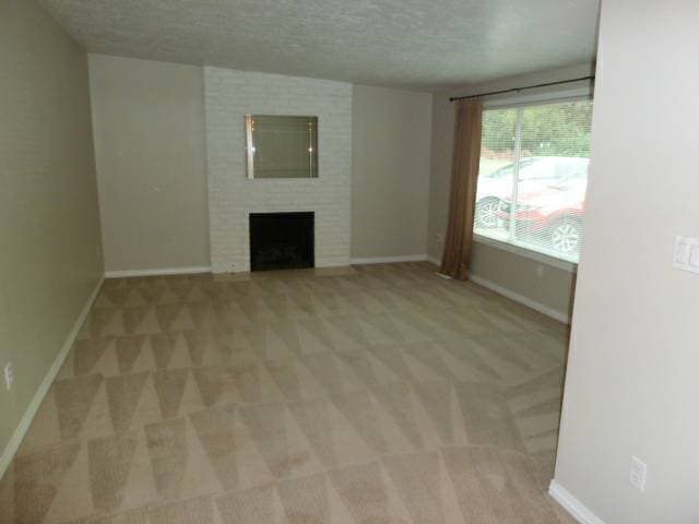 Building Photo - 4bd/2.5ba huge 2436sqft, 2-car garage, ful...