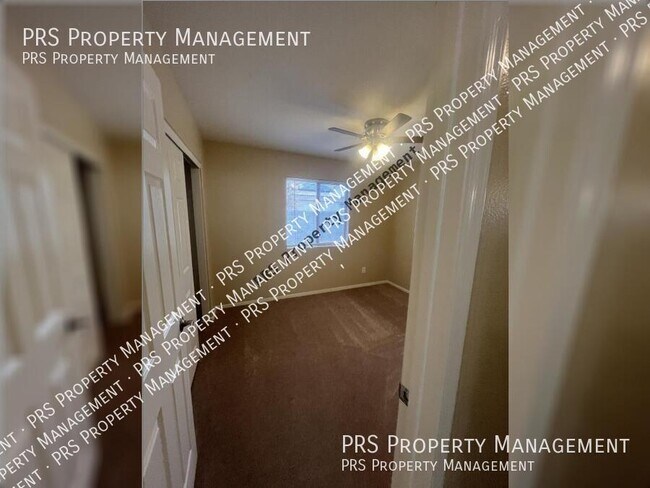 Building Photo - 1737 E Palo Verde St