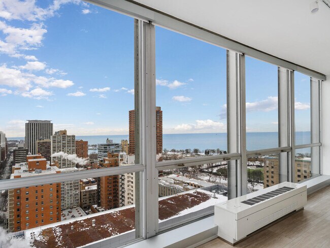 Building Photo - 340 W Diversey Pkwy