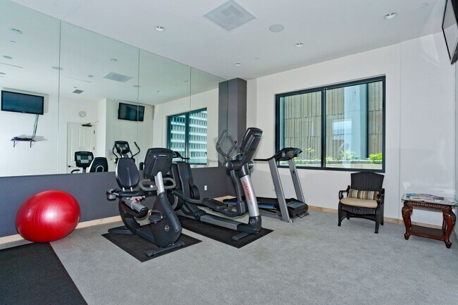 Building Photo - Private and Secure!! The Pinnacle Honolulu