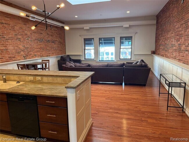 Building Photo - 107 W Grand River Ave