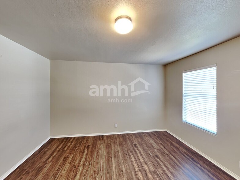 Building Photo - 11830 Briarton Pass