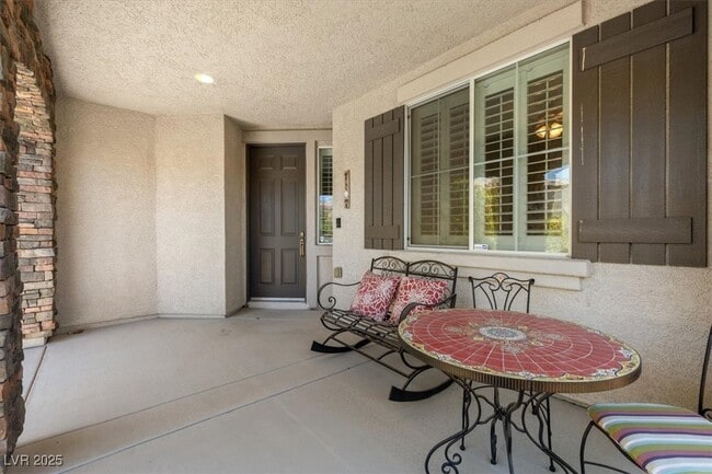 Building Photo - 858 La Sconsa Dr