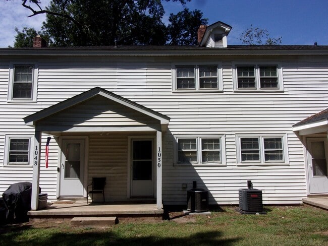 Building Photo - 1050 Ebenezer Ave Ext