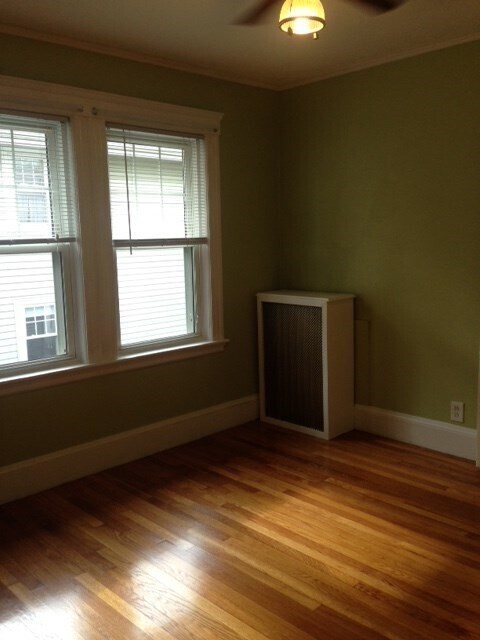 Building Photo - 280 Willow St