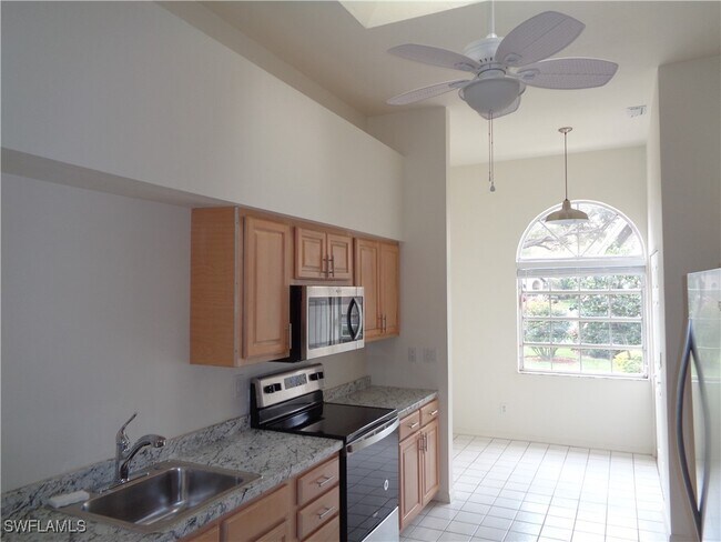 Building Photo - 271 Perignon Pl