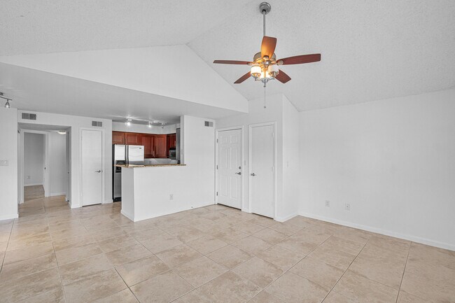 Building Photo - 1345 Crystal Way